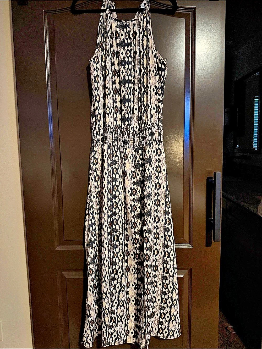 Veronica M Geometric Maxi Dress in Black & White Size Large